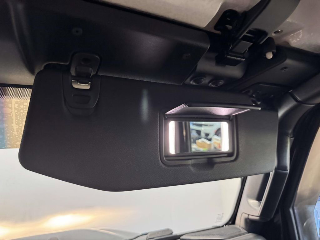 Used 2022 Jeep Wrangler Sport S image 27