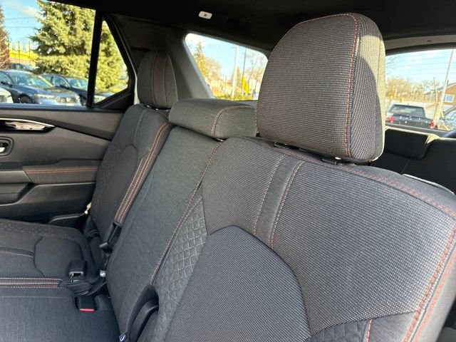 Certified 2025 Honda Pilot Sport image 18