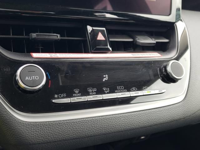 Used 2026 Toyota Corolla LE FWD image 22