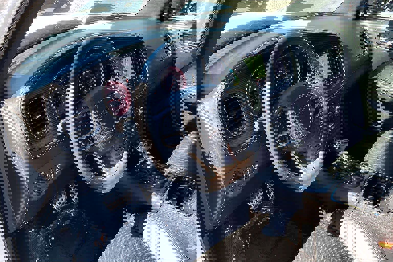 Used 2022 Dodge Charger SRT Hellcat w/ Carbon/Suede Interior Package image 15