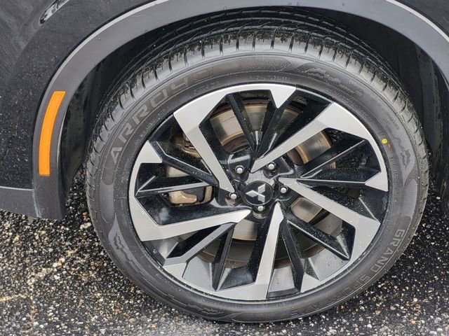 Used 2024 Mitsubishi Outlander SE image 9