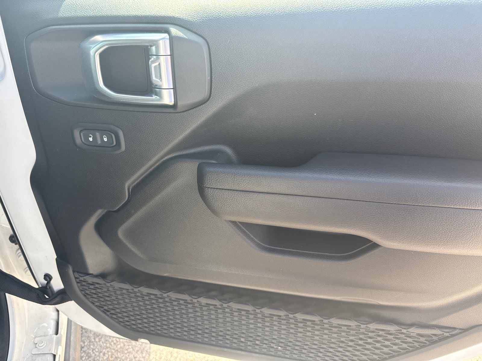 Used 2024 Jeep Gladiator Sport image 14