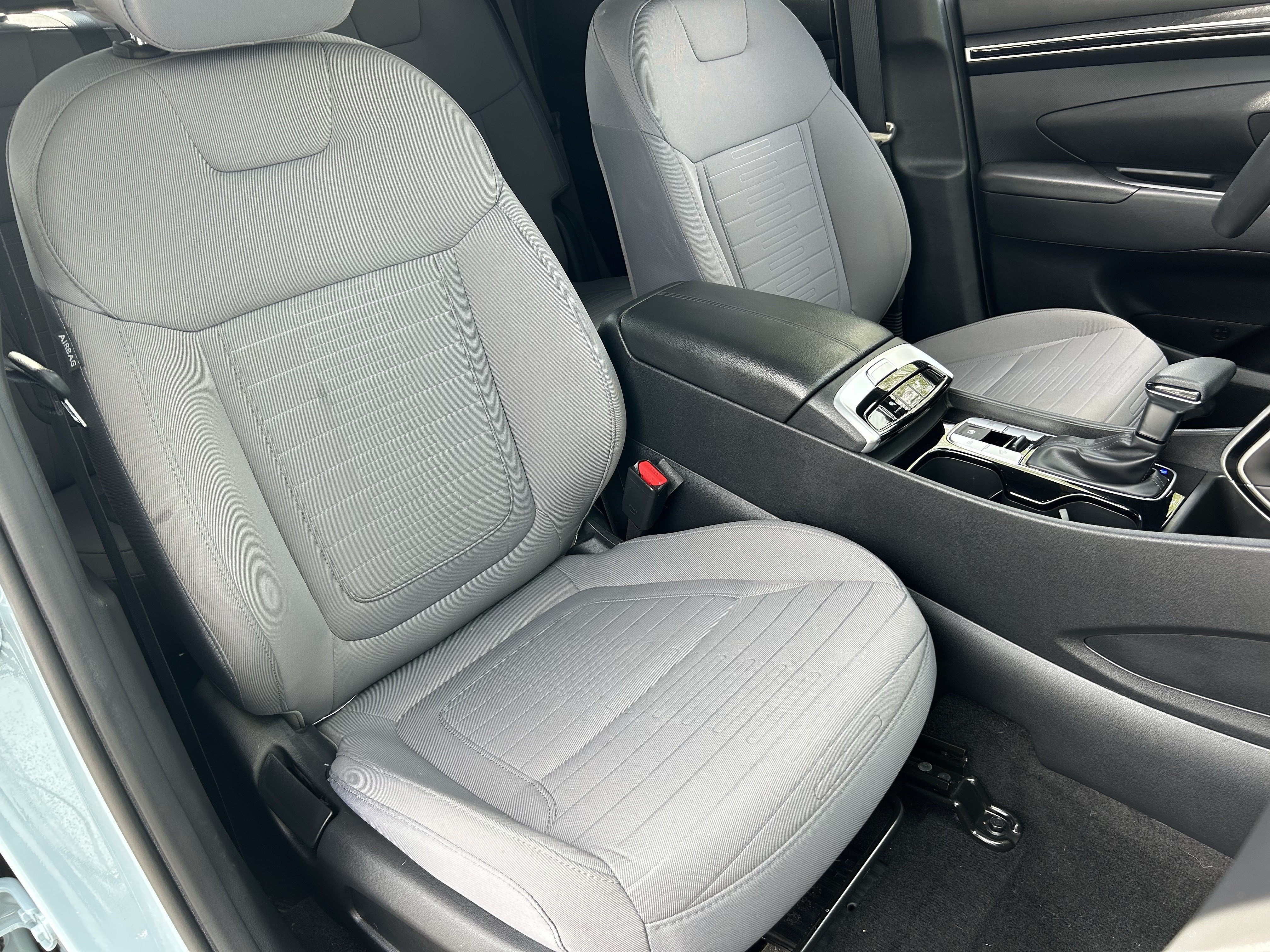 Used 2024 Hyundai Santa Cruz SEL w/ Activity Package FWD image 8