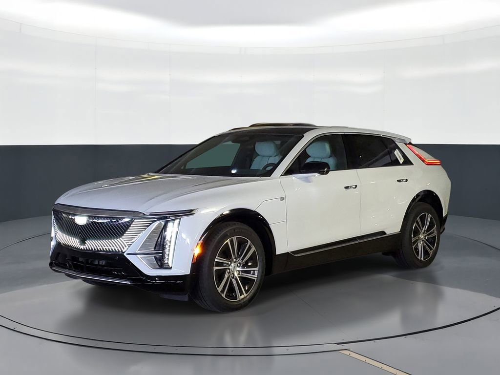 New 2026 Cadillac Lyriq Luxury RWD image 1