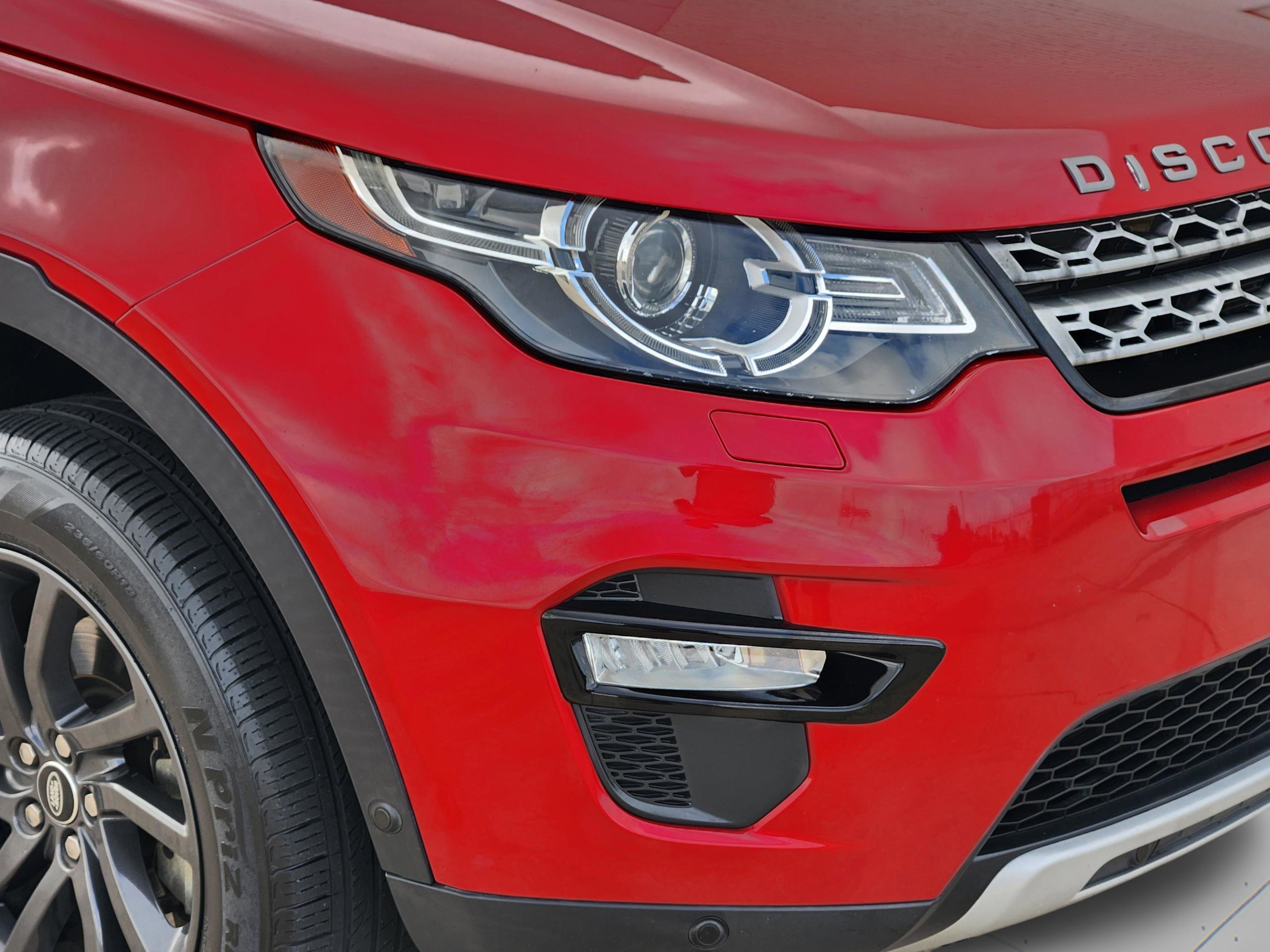 Used 2019 Land Rover Discovery Sport HSE AWD/4WD image 32