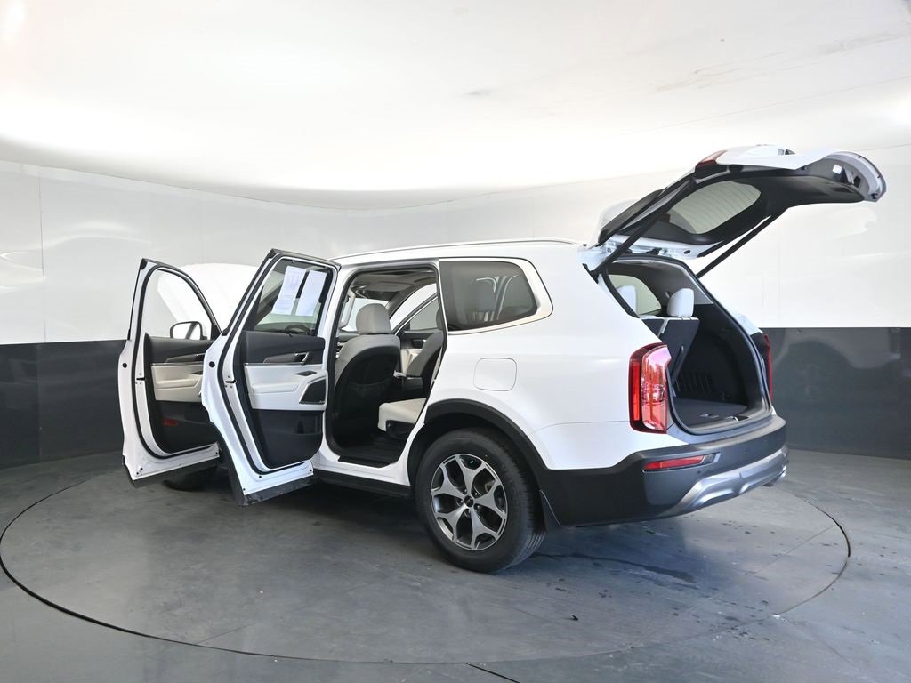Used 2022 Kia Telluride EX image 31