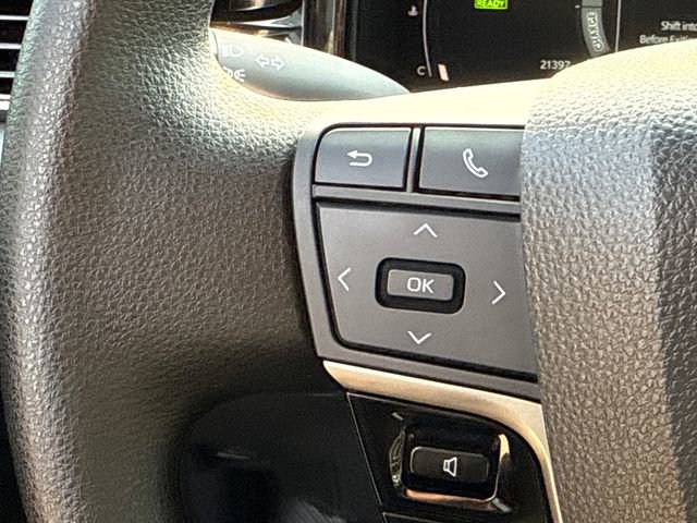 Certified 2025 Toyota Camry LE w/ Convenience Package image 28