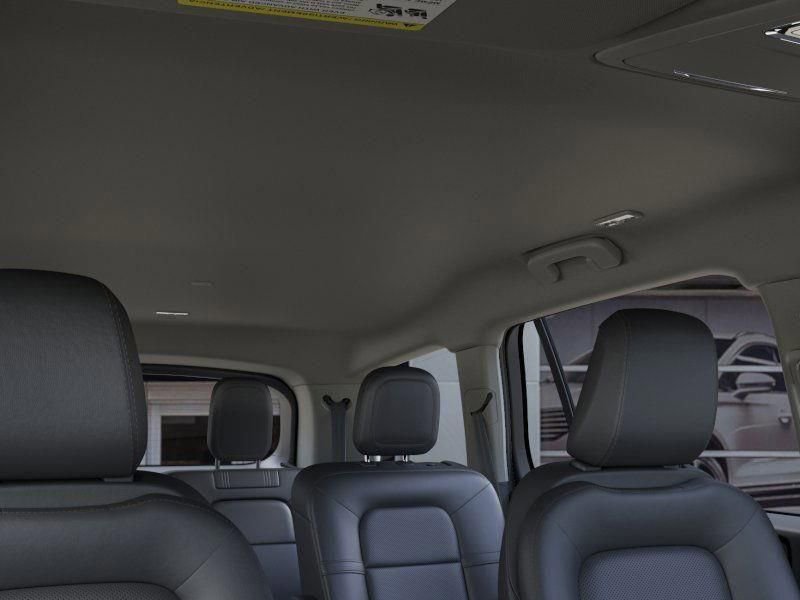 New 2026 Lincoln Aviator AWD w/ Jet Appearance Package image 22