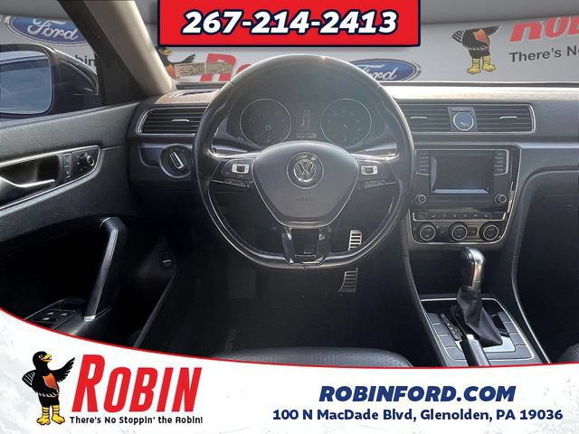 Used 2016 Volkswagen Passat 1.8T R-Line FWD image 10