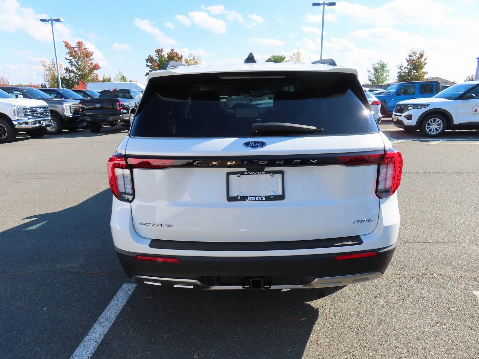 New 2026 Ford Explorer Active w/ Active Comfort Package image 5