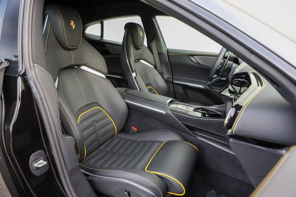 Certified 2025 Ferrari Purosangue image 9