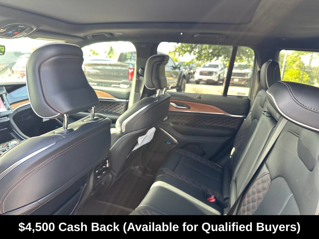 New 2026 Jeep Grand Cherokee Summit w/ Obsidian Package AWD/4WD image 35