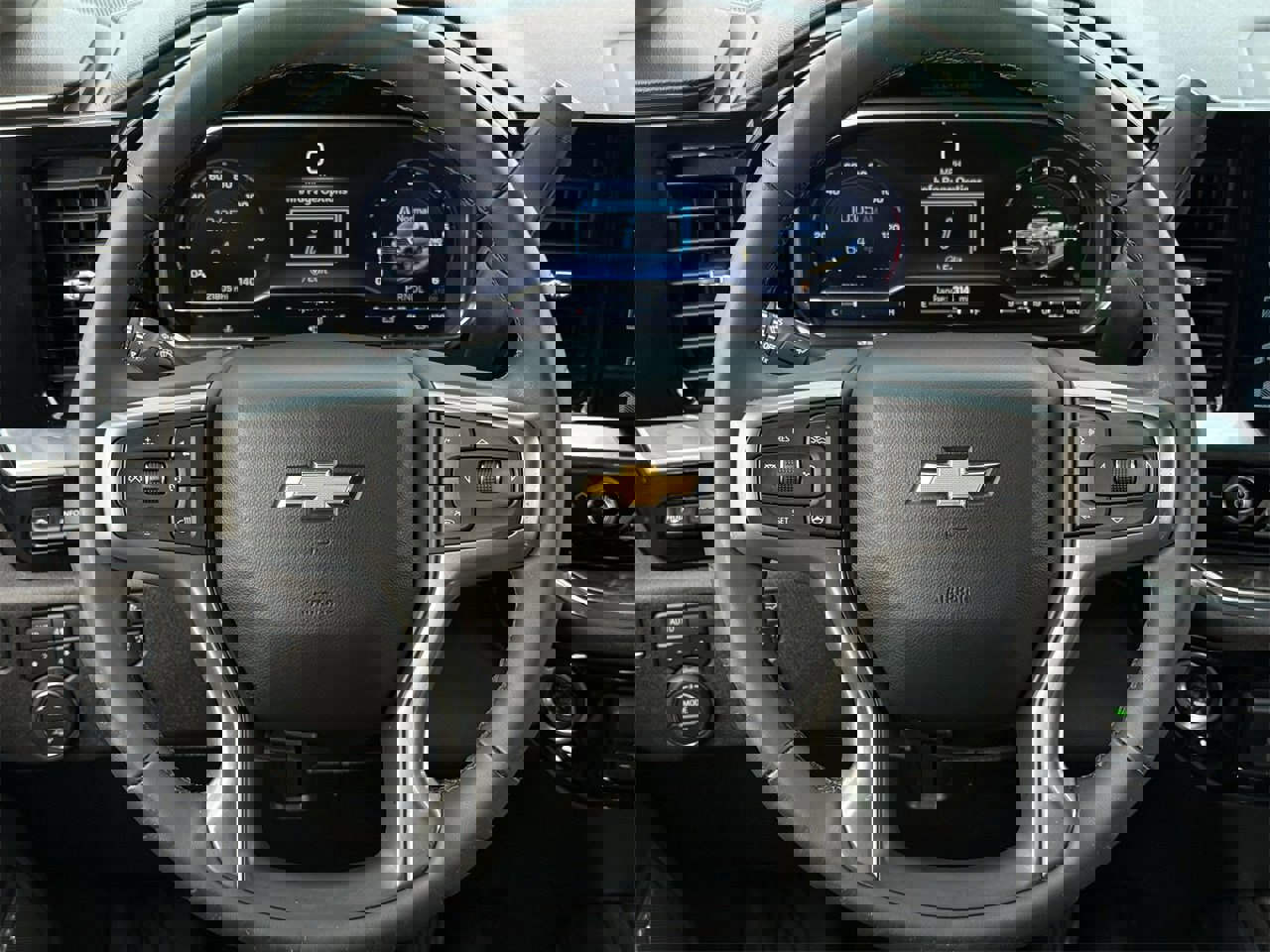 Certified 2024 Chevrolet Silverado 2500 LTZ w/ LTZ Convenience Package image 12