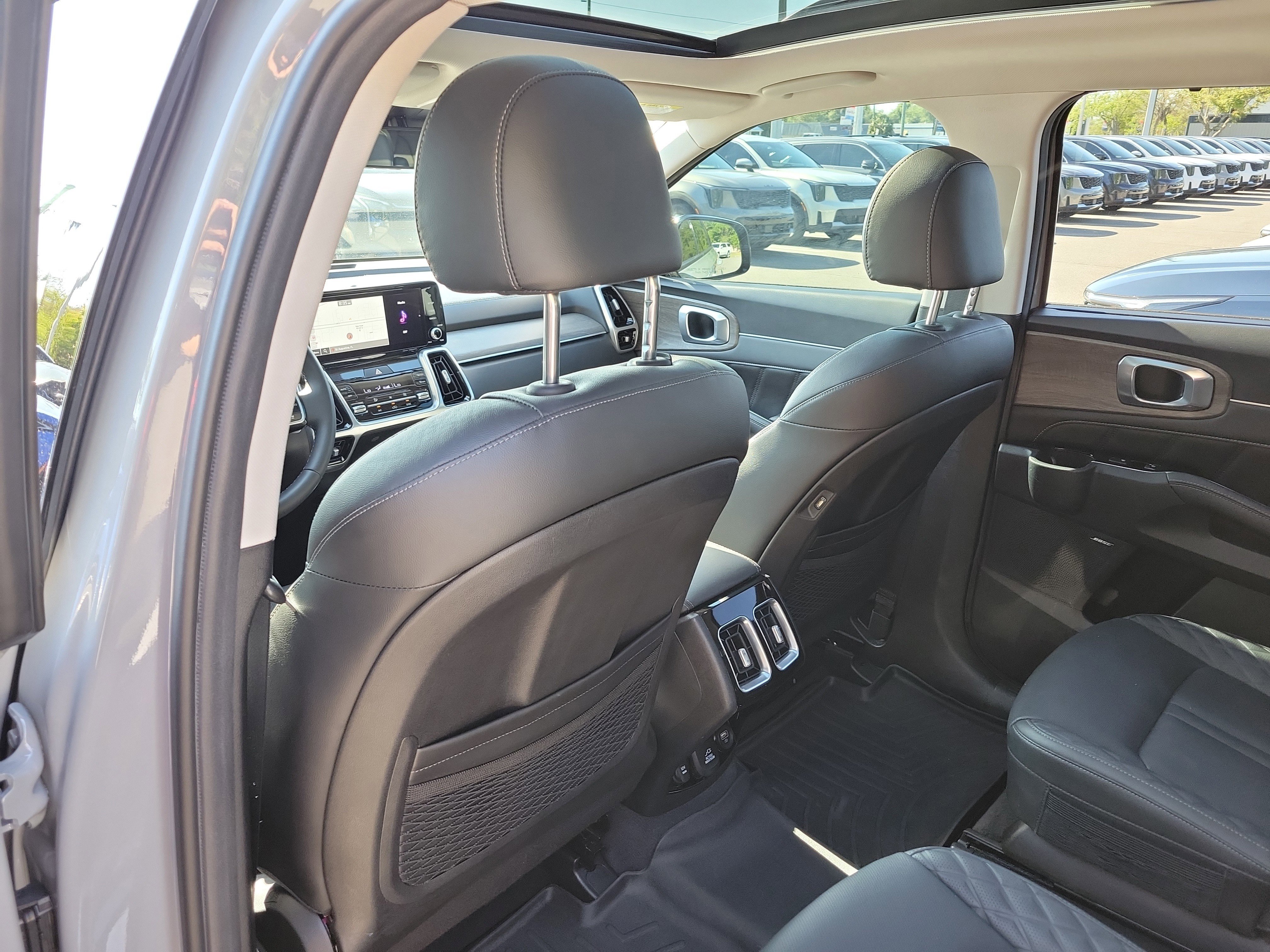 Certified 2023 Kia Sorento SX Prestige AWD/4WD image 17