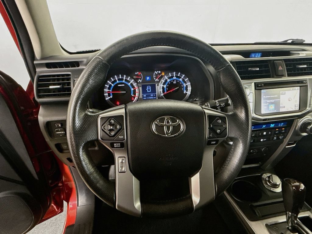 Certified 2017 Toyota 4Runner Limited AWD/4WD image 11