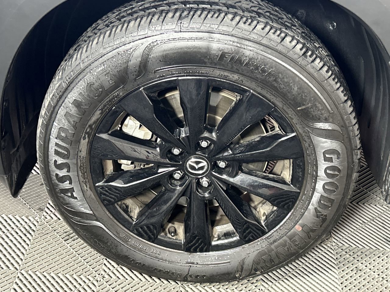 Used 2025 MAZDA CX-50 AWD 2.5 S w/ Premium Package image 9