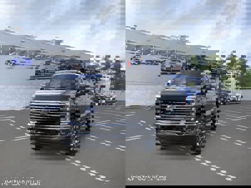 New 2026 Ford F350 Lariat image 2