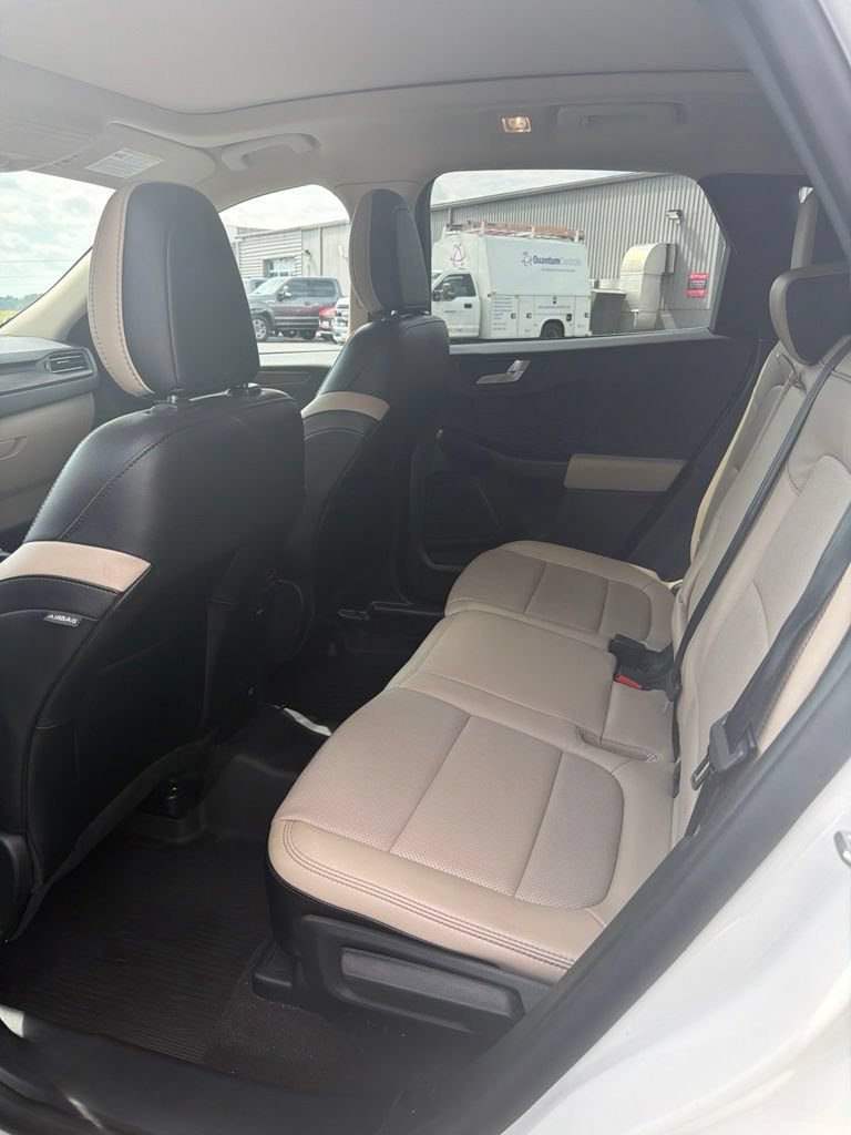 Used 2020 Ford Escape Titanium AWD/4WD image 8
