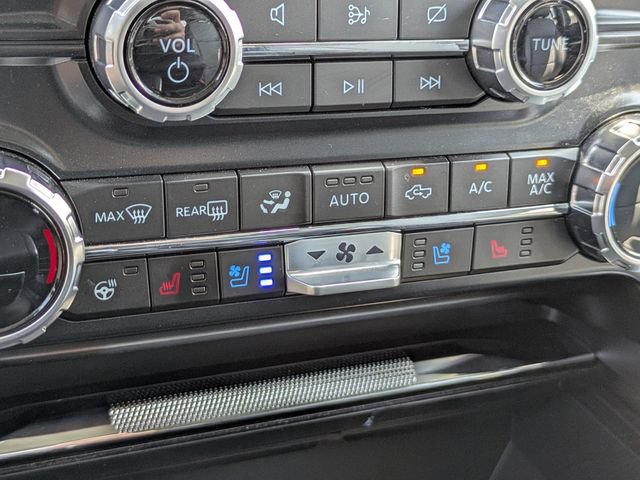 Used 2024 Ford F150 Lariat w/ Bed Utility Package AWD/4WD image 33