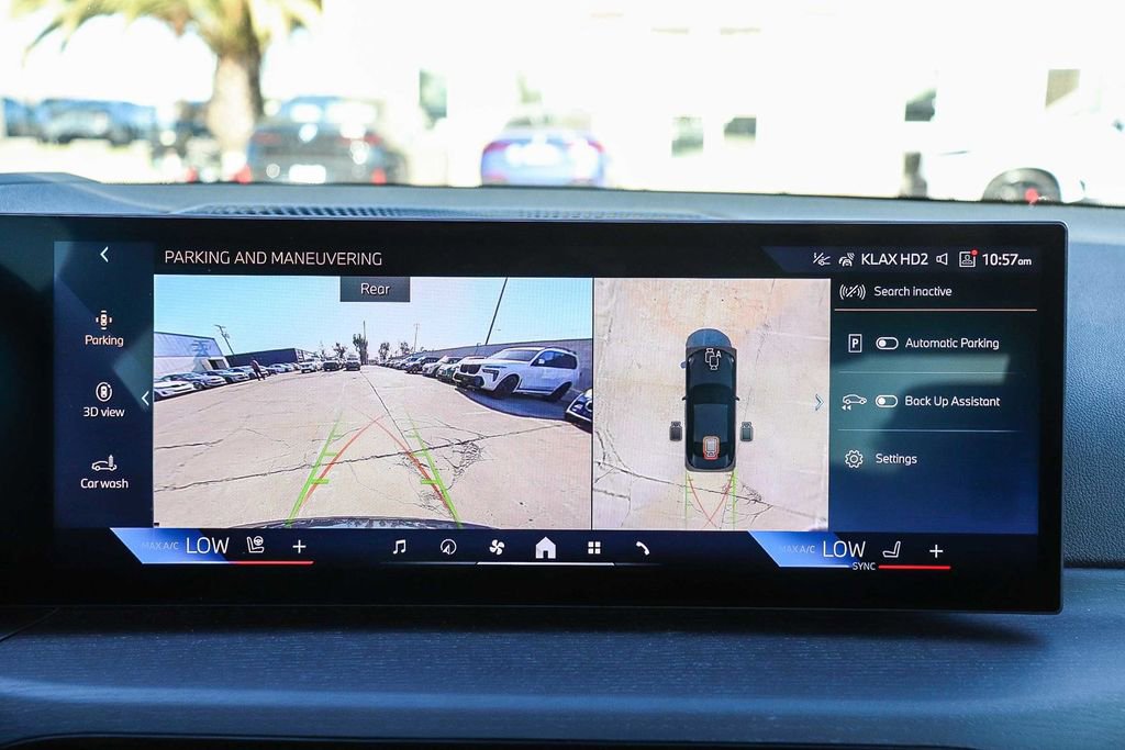 Used 2025 BMW 230i 230i w/ Premium Package image 25