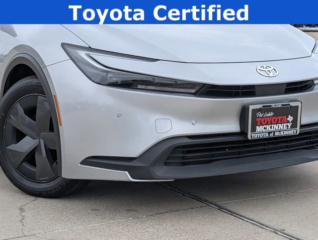 Used 2023 Toyota Prius LE image 3