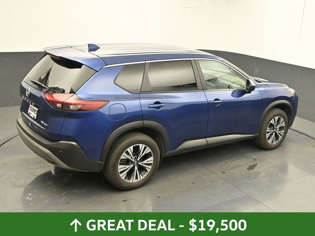 Used 2023 Nissan Rogue SV image 44