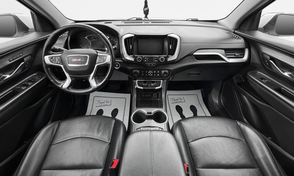 Used 2023 GMC Terrain SLT AWD/4WD image 16