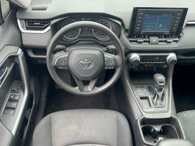Used 2021 Toyota RAV4 XLE image 15