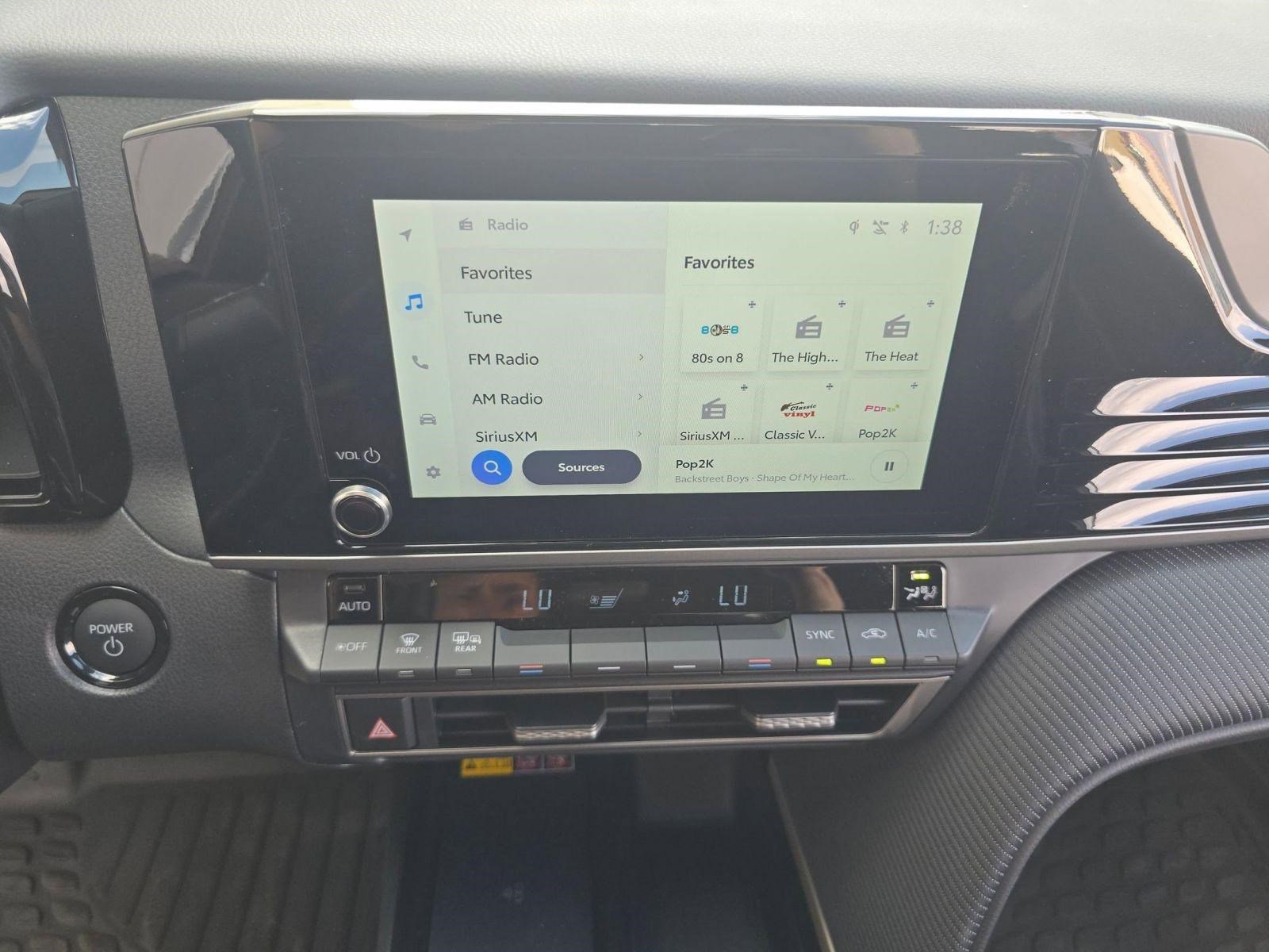 Used 2026 Toyota Camry SE w/ Convenience Package FWD image 23