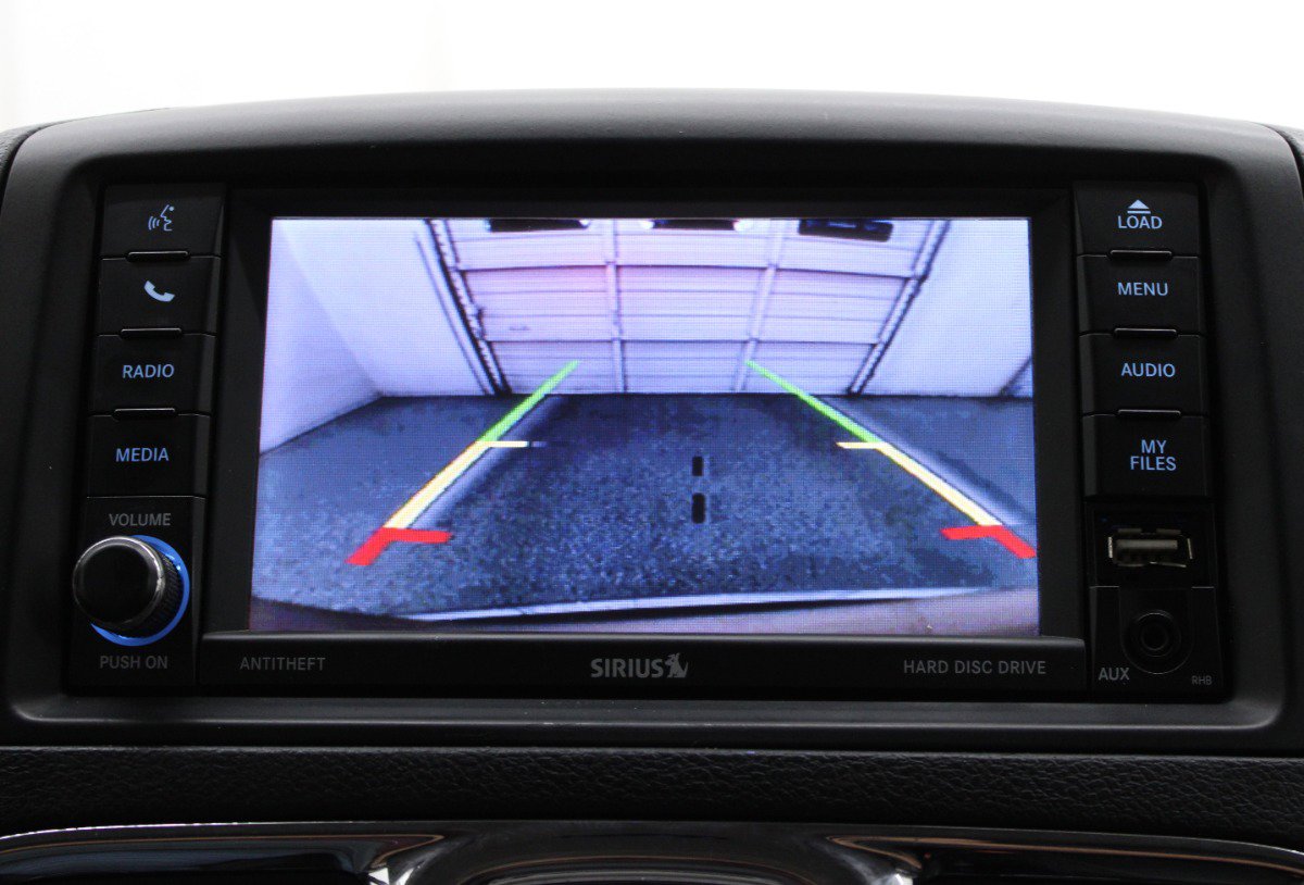Used 2016 Chrysler Town & Country Touring w/ Driver Convenience Group FWD image 15