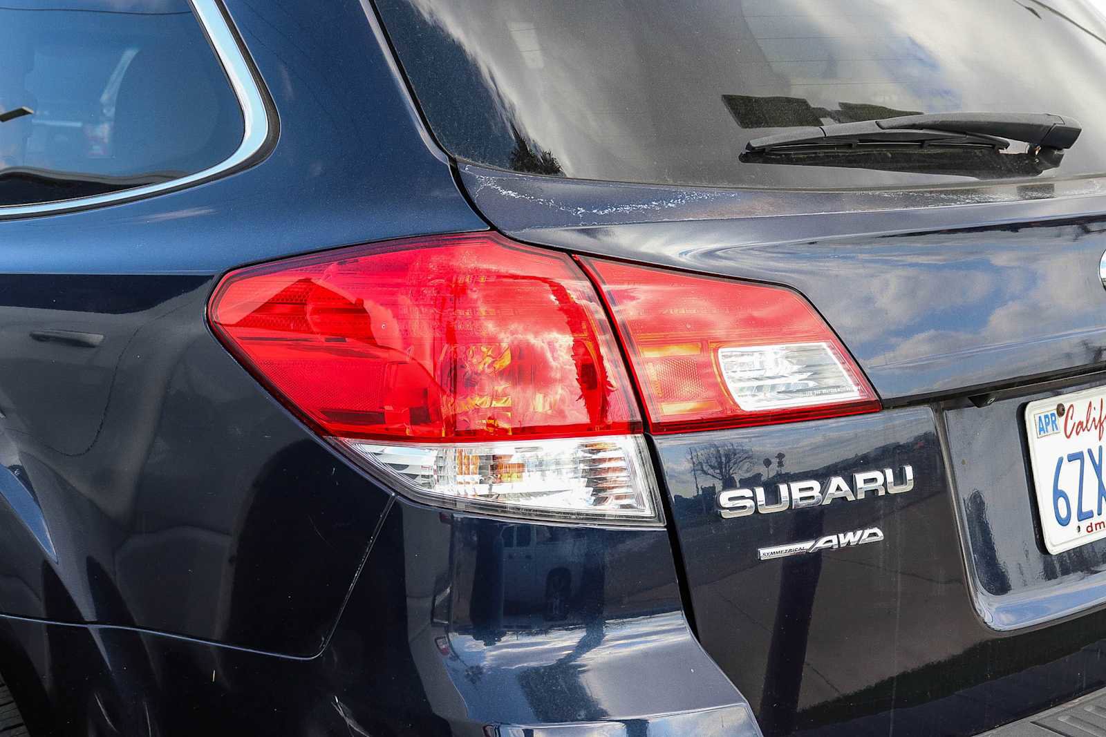 Used 2013 Subaru Outback 2.5i Limited image 8