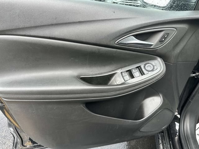 Used 2024 Buick Encore GX Sport Touring AWD/4WD image 8