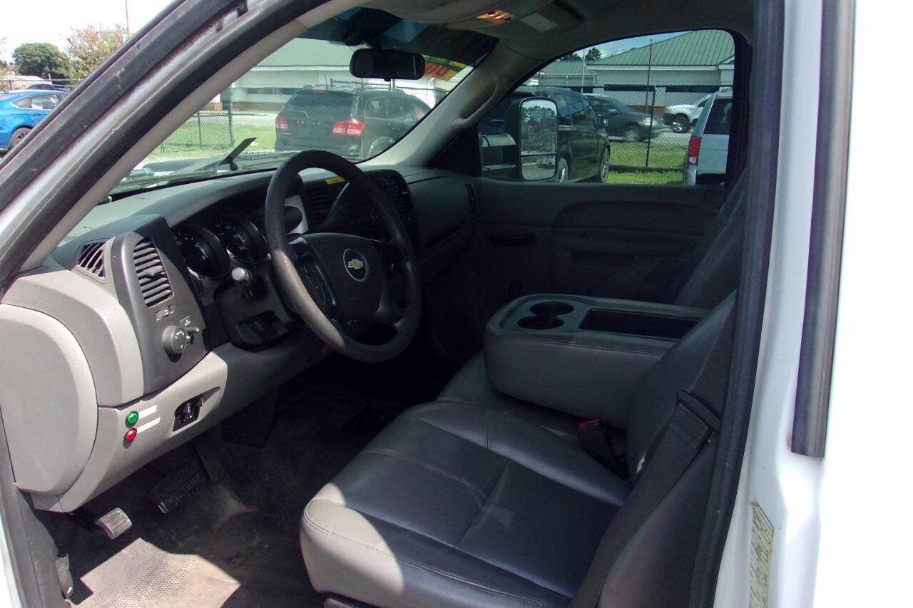 Used 2014 Chevrolet Silverado 2500 W/T RWD image 11