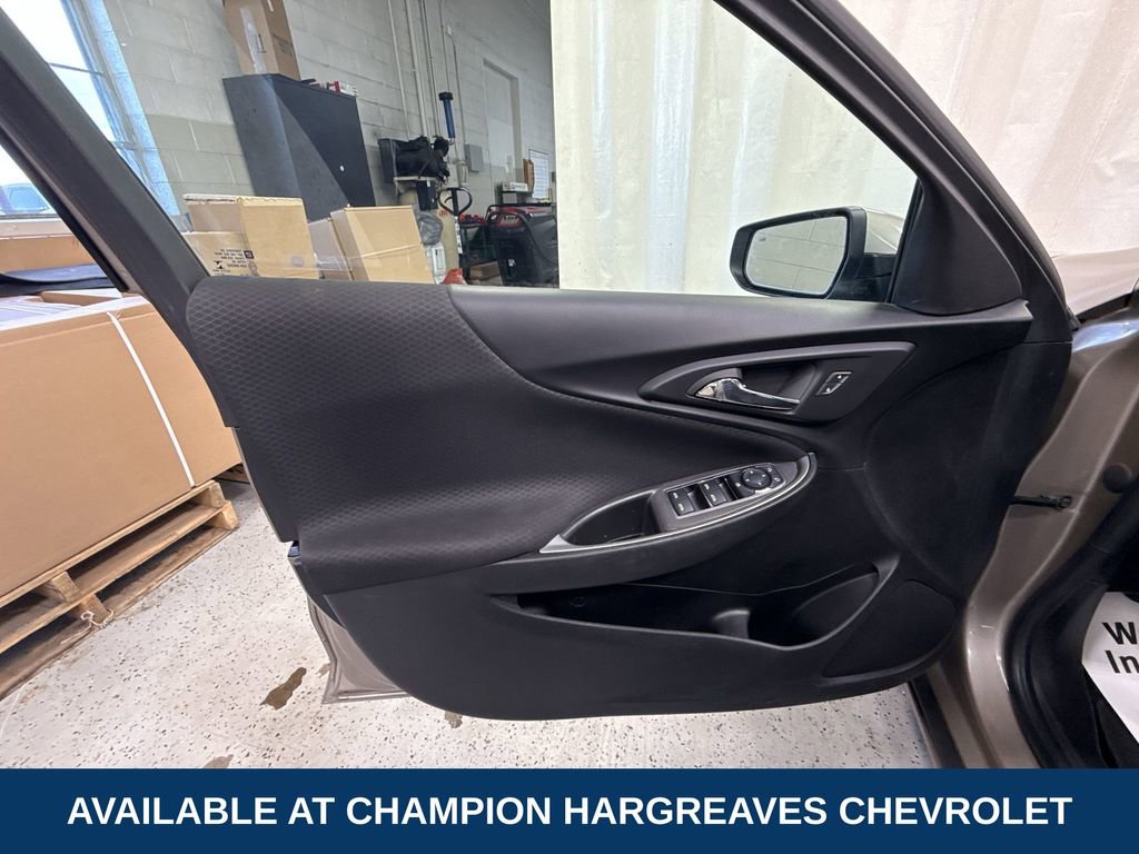 Used 2023 Chevrolet Malibu LT w/ Driver Confidence Package image 30