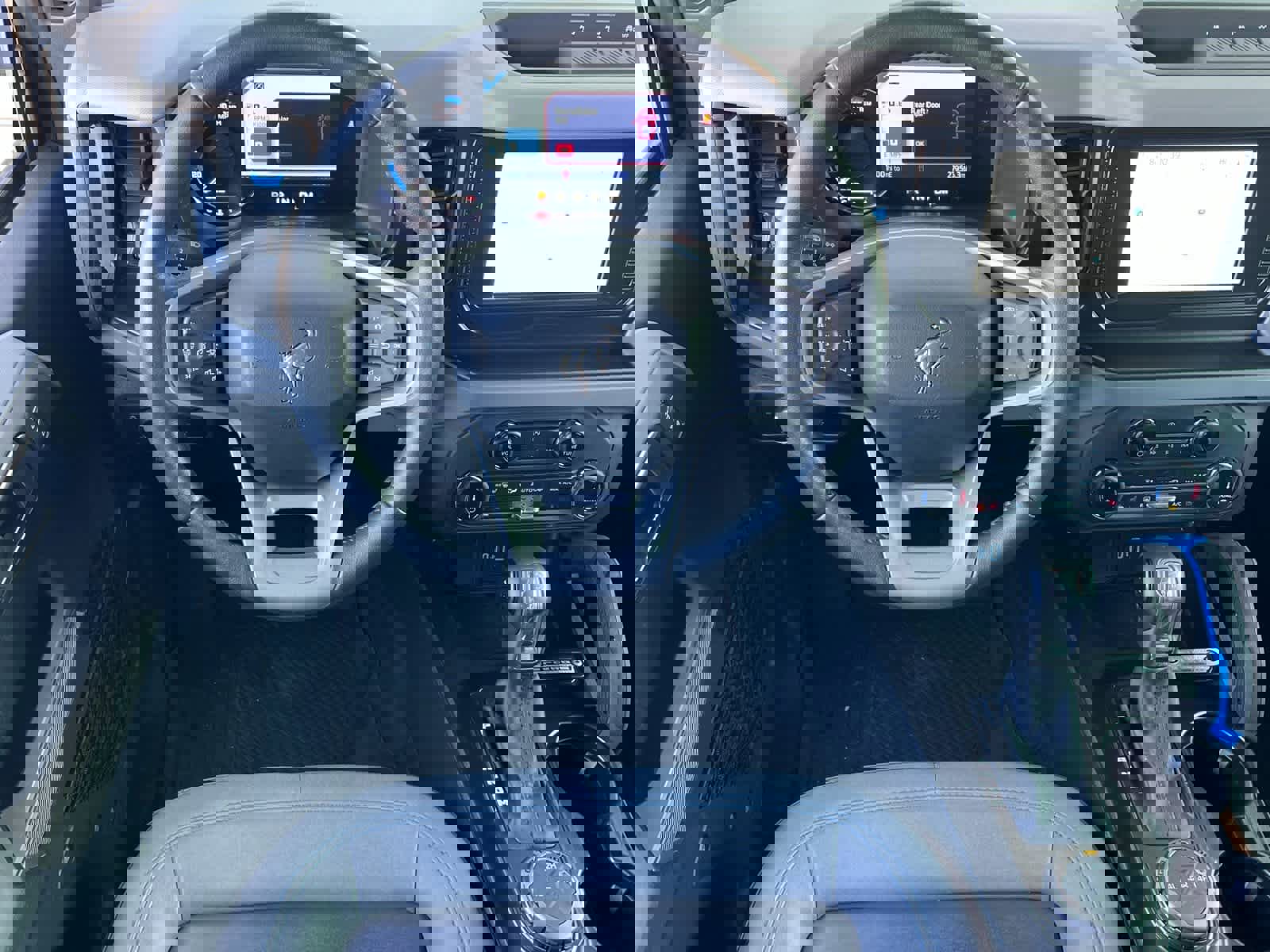 Used 2022 Ford Bronco Black Diamond image 14