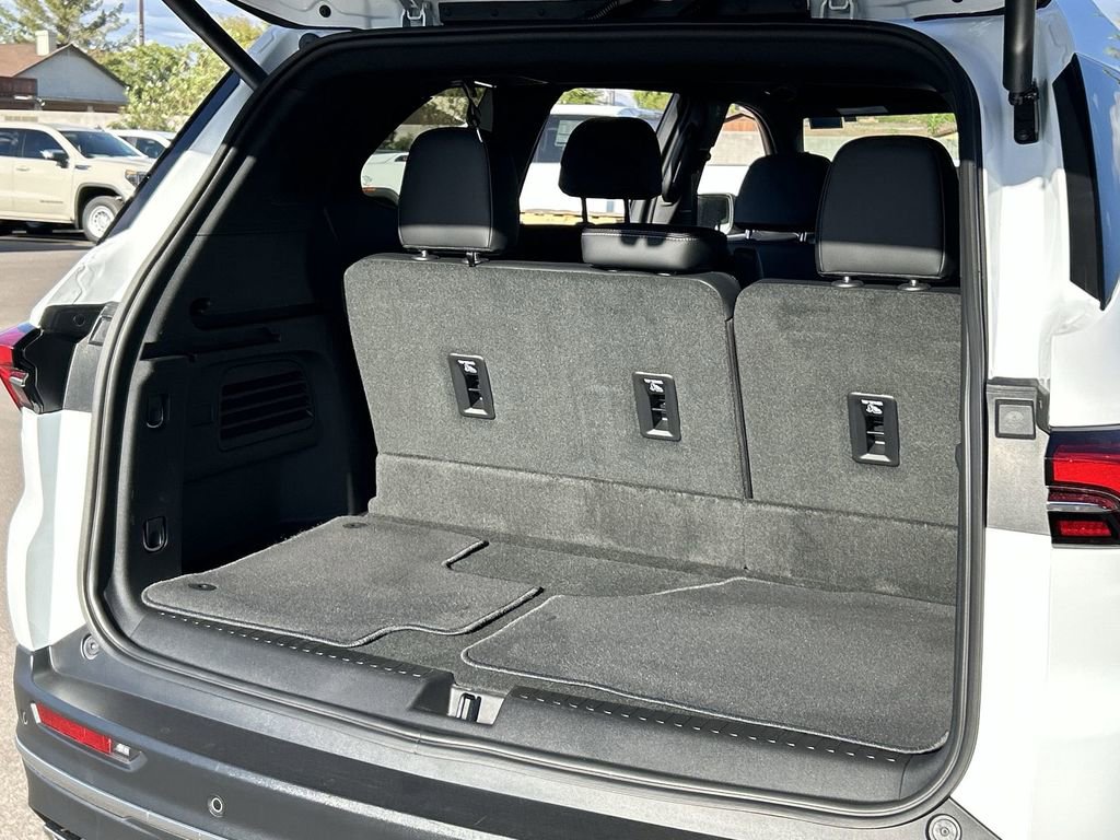 Used 2026 Buick Enclave Preferred w/ Power Package FWD image 26