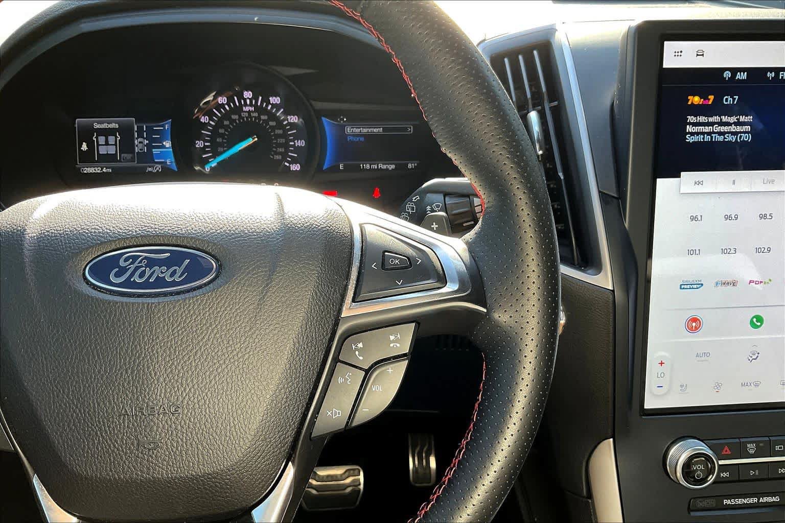 Used 2022 Ford Edge ST-Line w/ Class II Trailer Tow Package AWD/4WD image 49