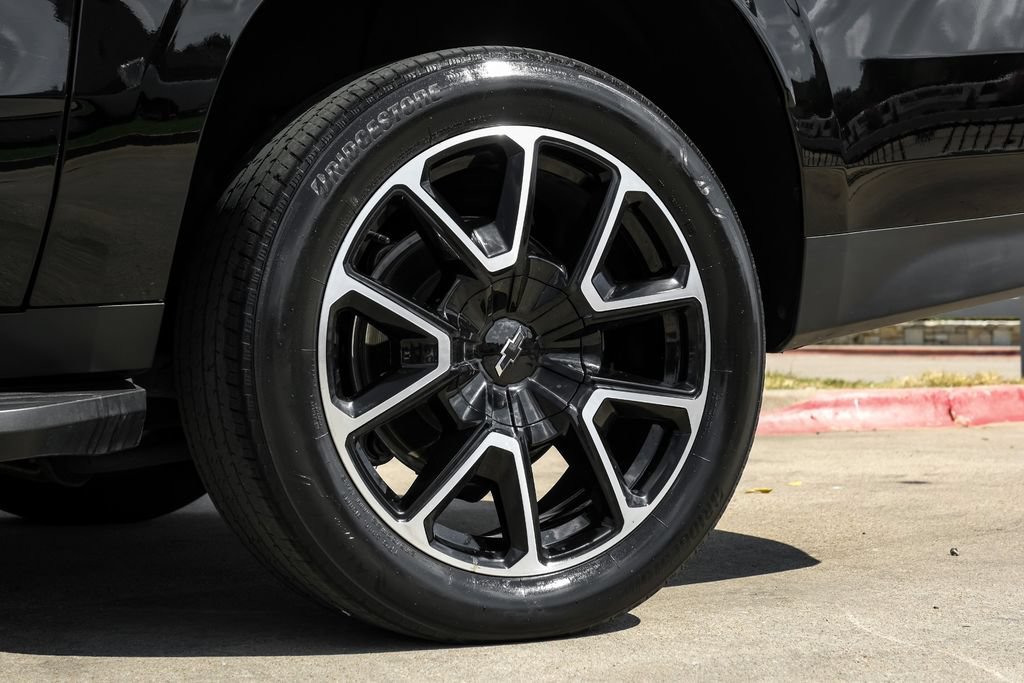 Used 2023 Chevrolet Suburban RST w/ Luxury Package RWD image 63