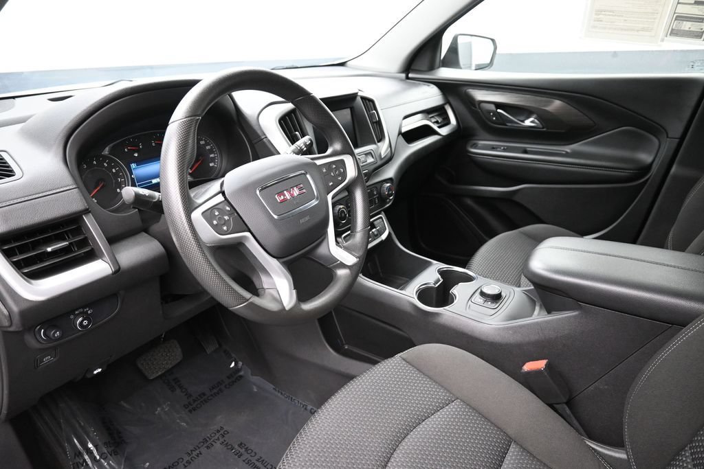 Used 2024 GMC Terrain SLE AWD/4WD image 18