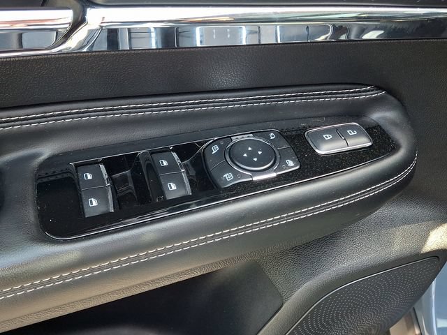 Used 2023 Lincoln Corsair AWD w/ Equipment Group 101A image 27