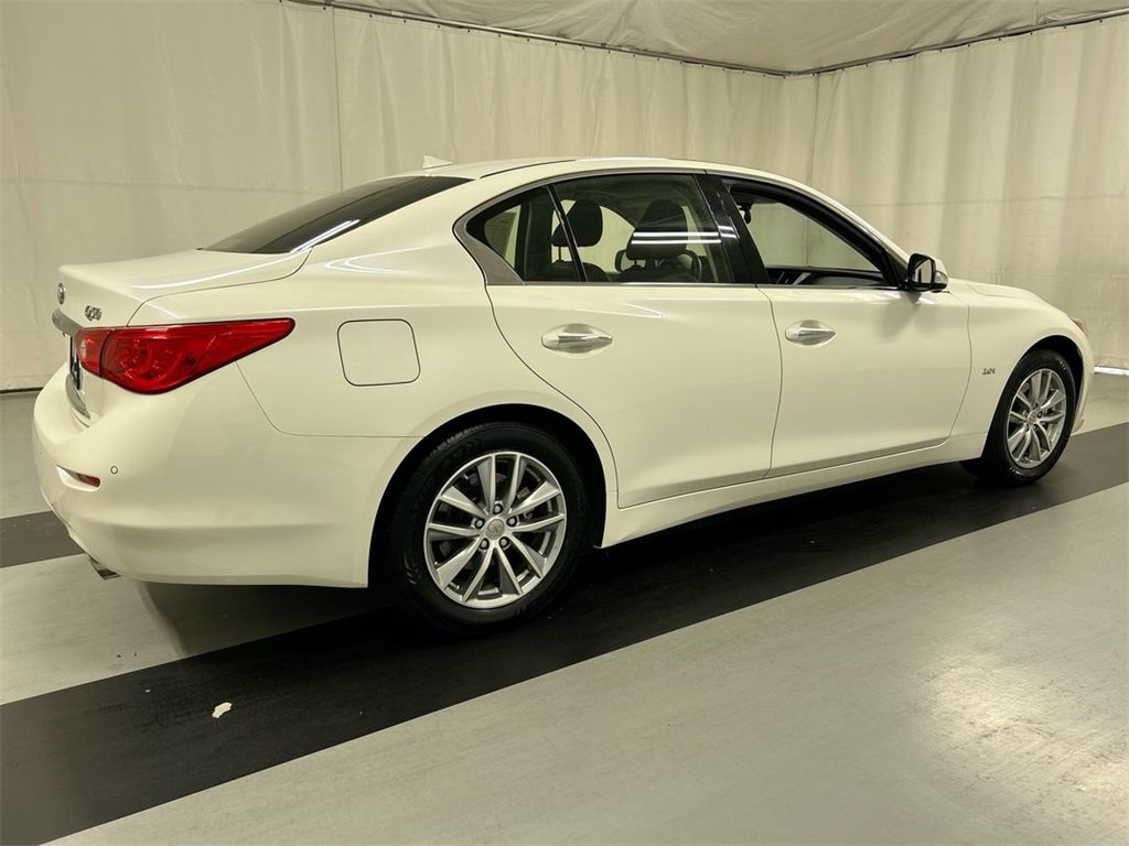 Used 2017 INFINITI Q50 Premium w/ 2.0T Premium Plus Package image 2