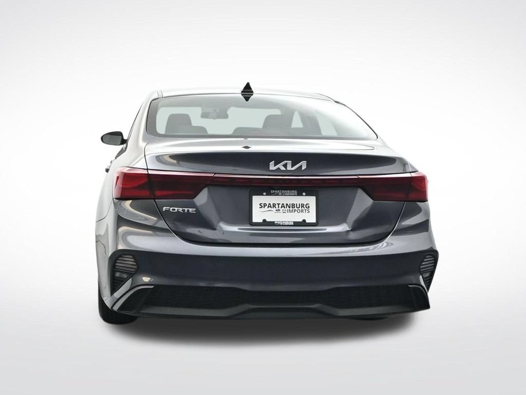 Used 2024 Kia Forte LXS FWD image 7