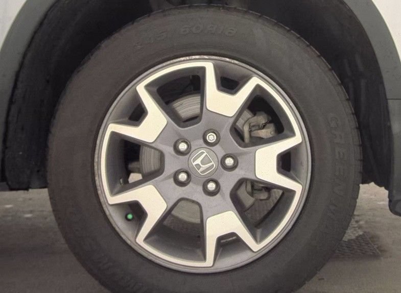 Used 2023 Honda Passport TrailSport image 3