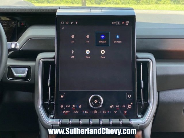 Certified 2025 GMC Yukon XL Denali w/ Sun & Power Step Package image 31