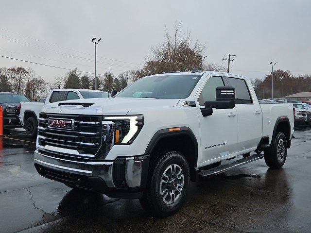 New 2026 GMC Sierra 2500 SLE w/ Preferred Package image 5