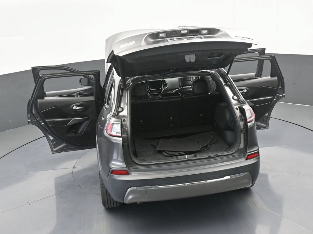 Used 2019 Jeep Cherokee Limited FWD image 65