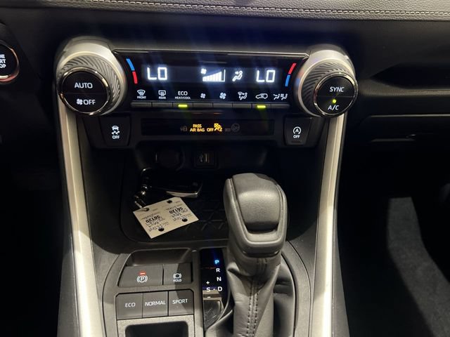 Used 2023 Toyota RAV4 XLE w/ Convenience Package FWD image 17