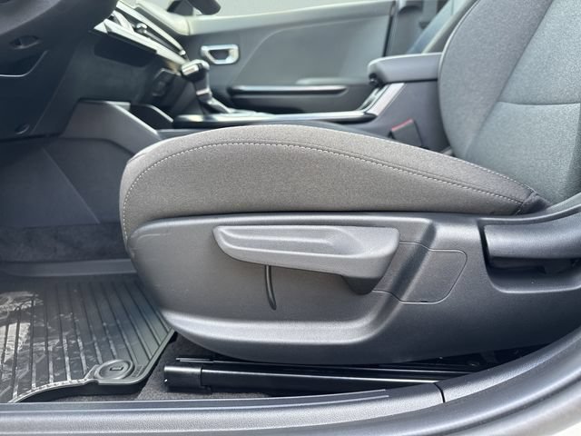 New 2026 Kia K4 FWD image 24