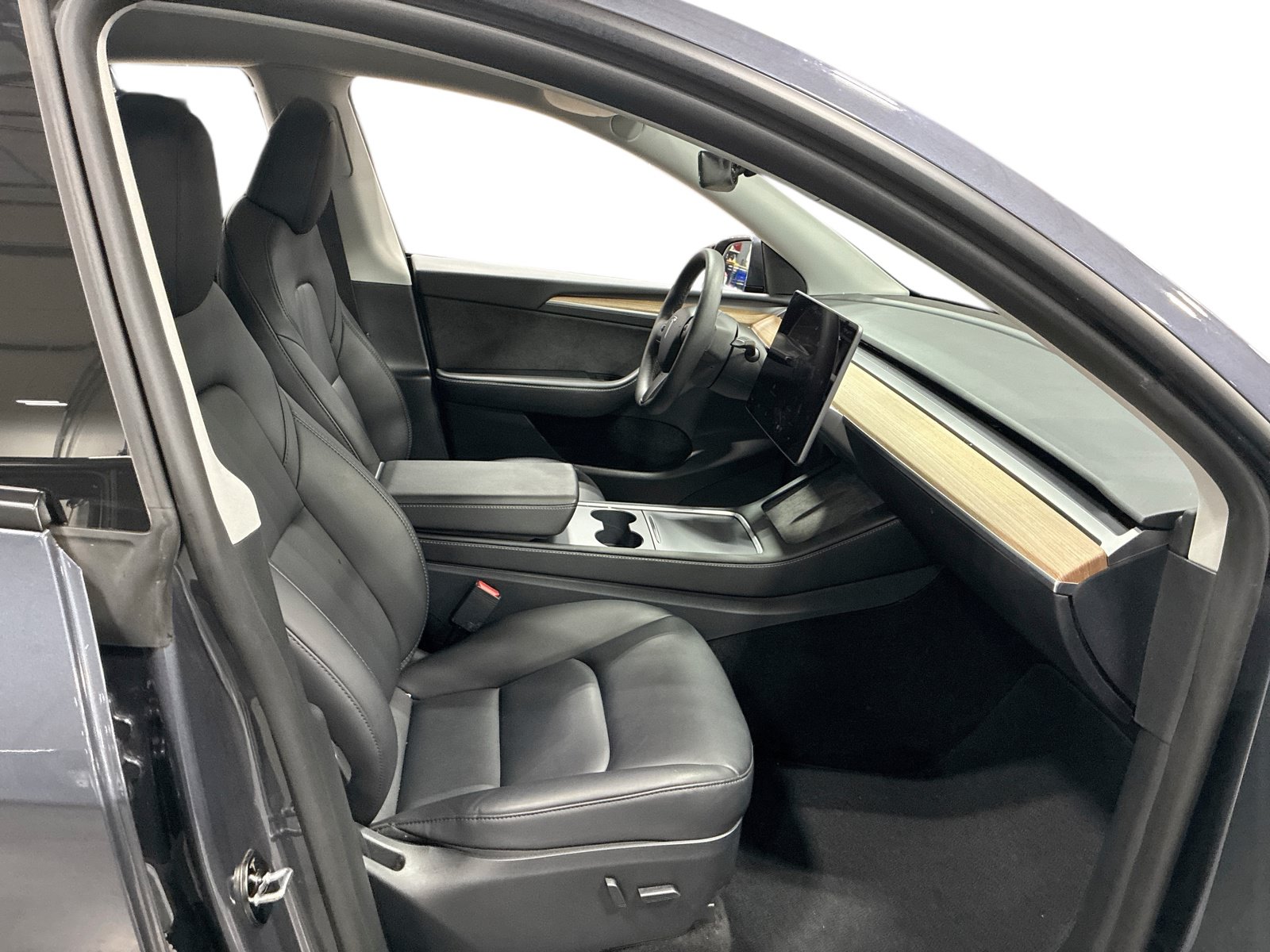 Certified 2023 Tesla Model Y Performance AWD/4WD image 13