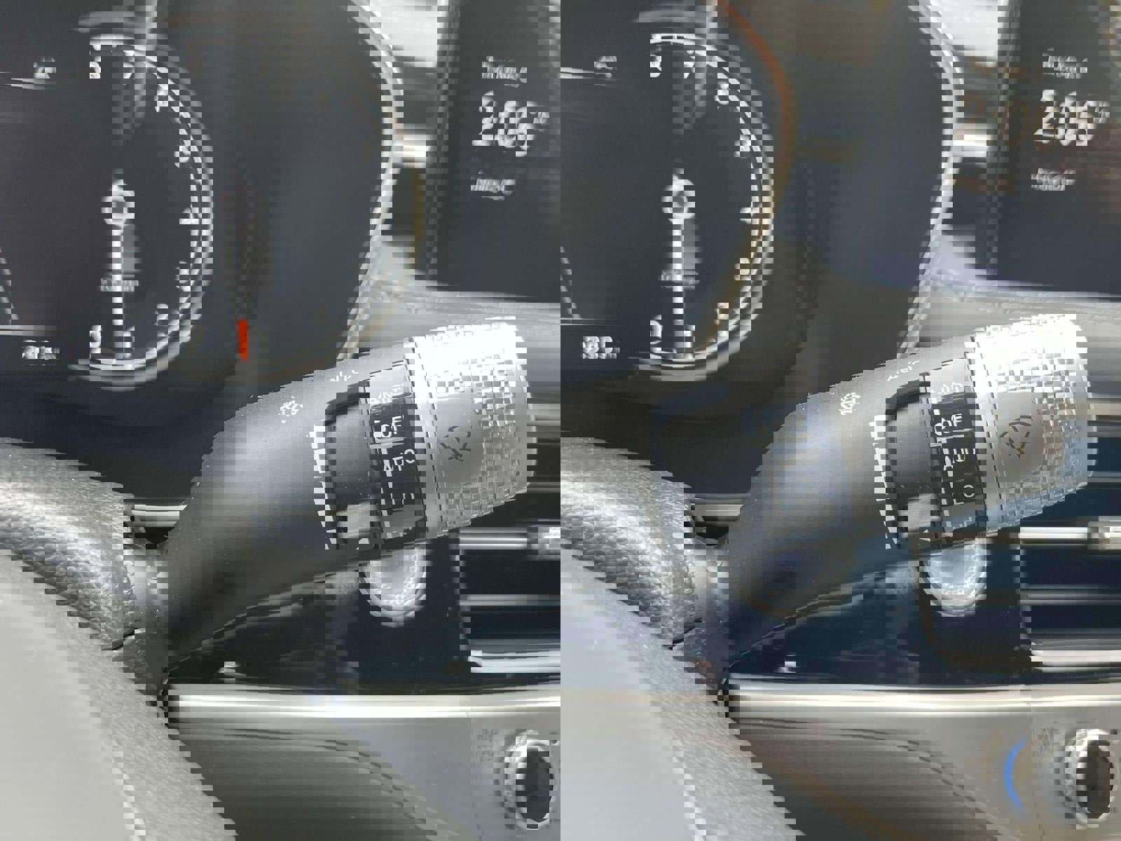 Used 2024 Genesis G70 3.3T Advanced w/ Sport Prestige Package image 25